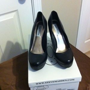 Black Wedge Shoes